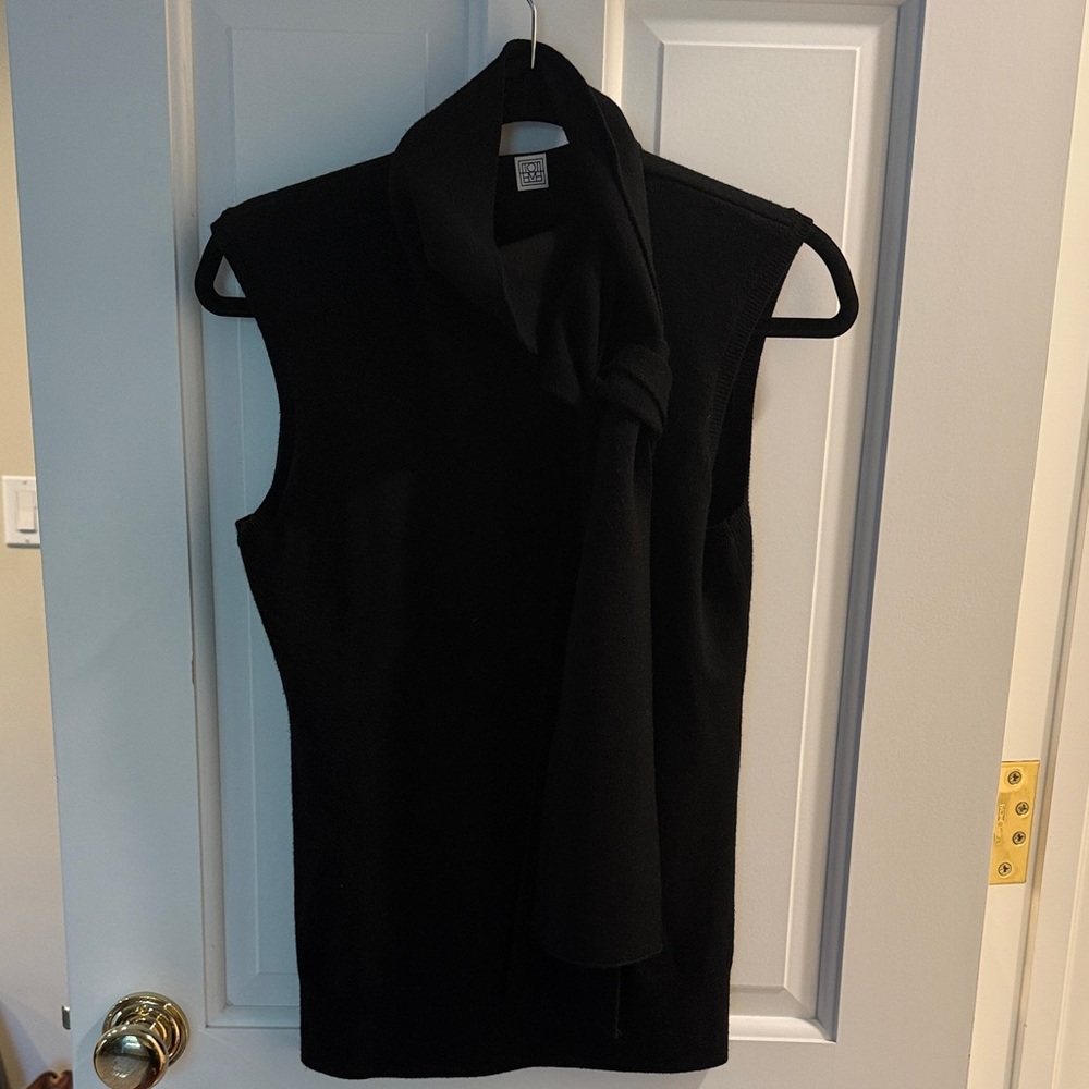 Toteme Knit Sleeveless Top with Scarf